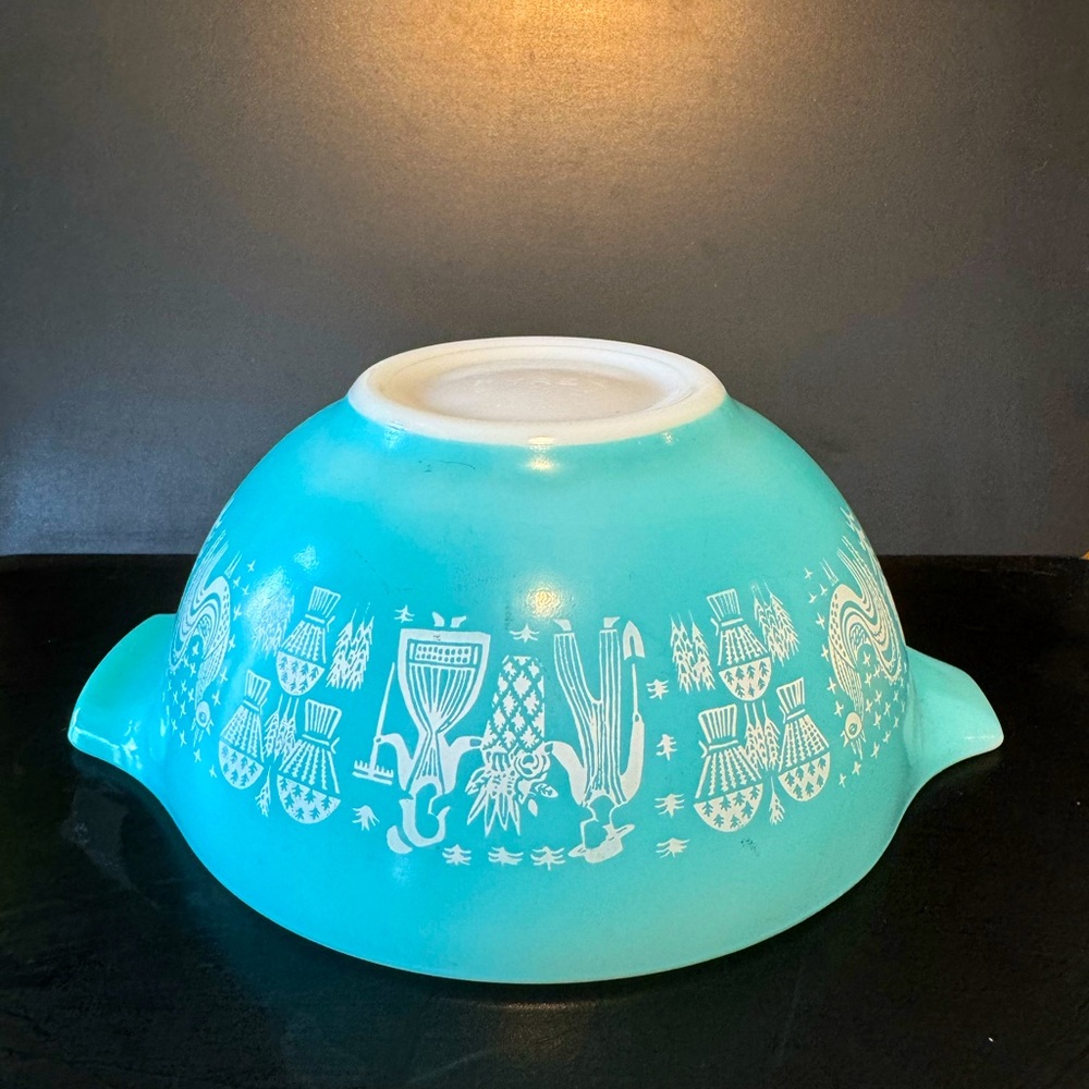 Vintage PYREX Amish Butterprint 442 Cinderella mixing bowl